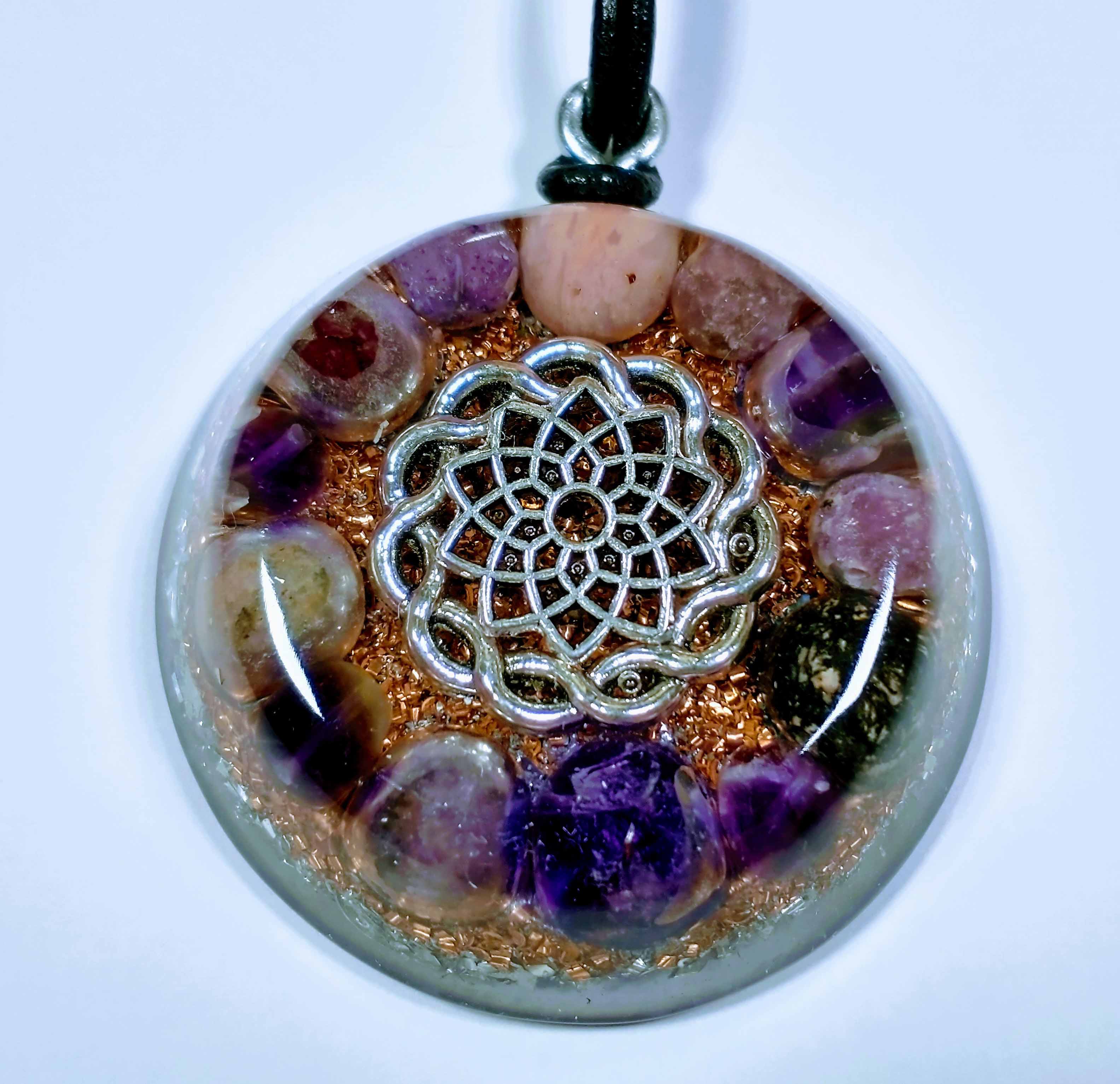 Crownt (7th) Chakra Orgone Pendant